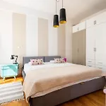 Apartment Main Street